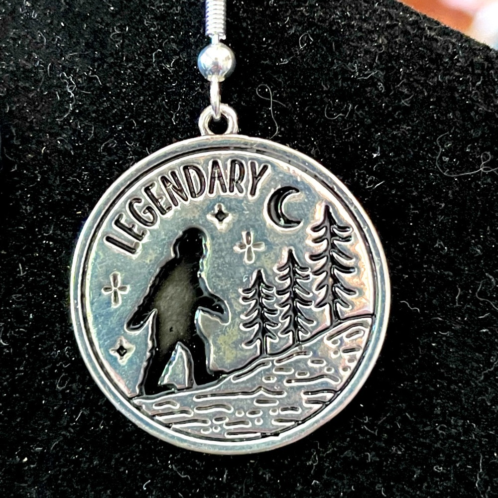 Bigfoot Earrings - Picture 2 of 6